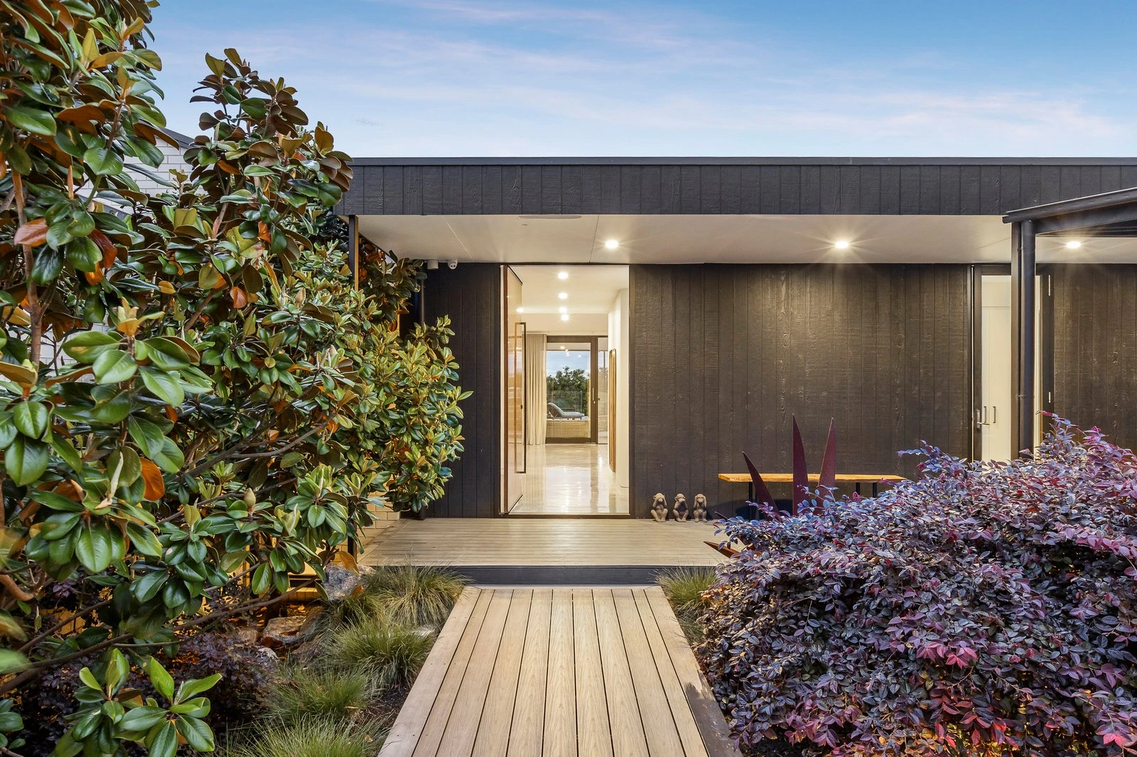 4-5 Adare Court, Berwick, 3806