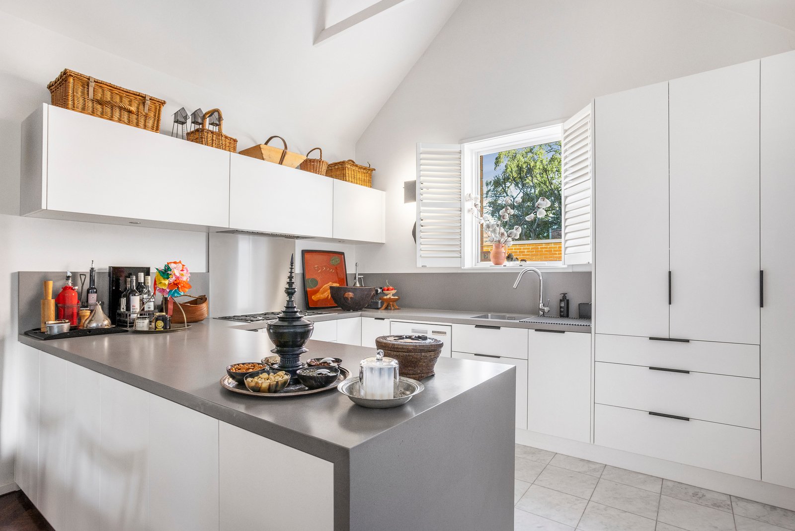 4 Webb Lane, East Melbourne, 3002