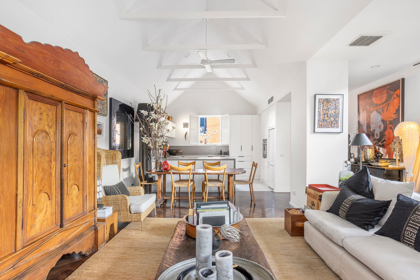 4 Webb Lane, East Melbourne, 3002