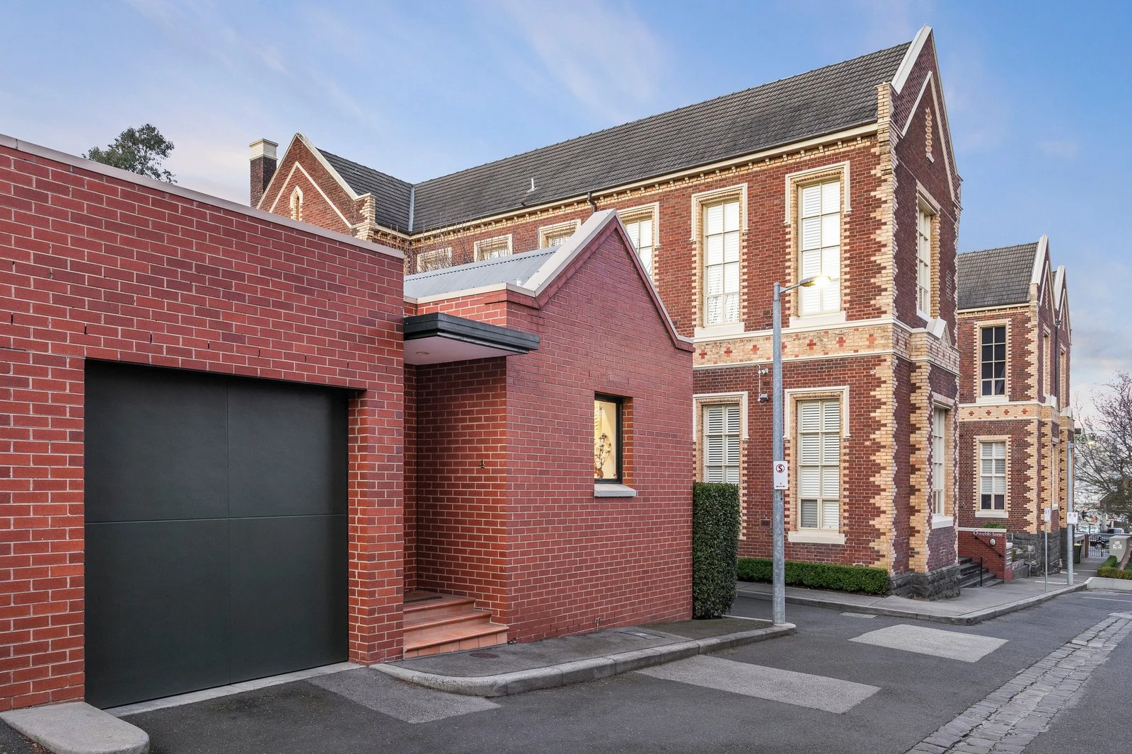 4 Webb Lane, East Melbourne, 3002