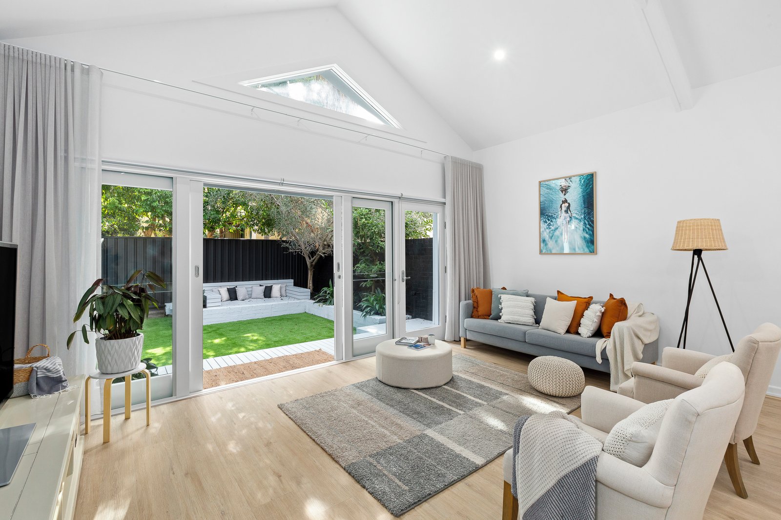 42 Rothesay Avenue, Elwood, 3184