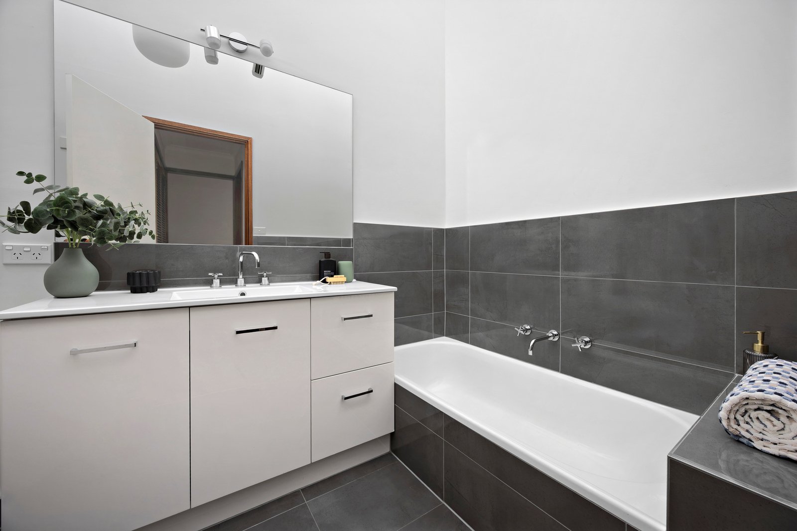 4/33 Holyrood Street, Hampton, 3188