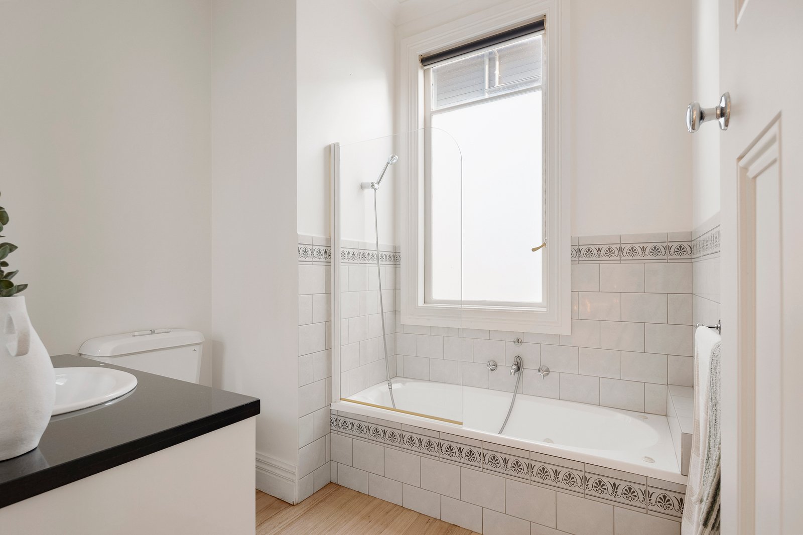 4A Grange Road, Mornington, 3931