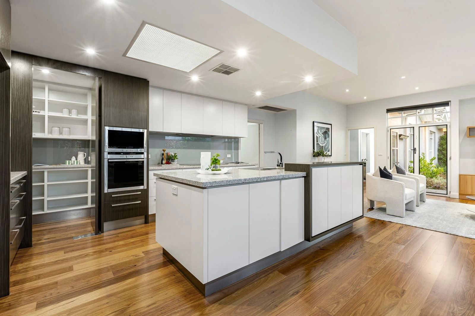 5 Ramsay Avenue, Kew East, 3102