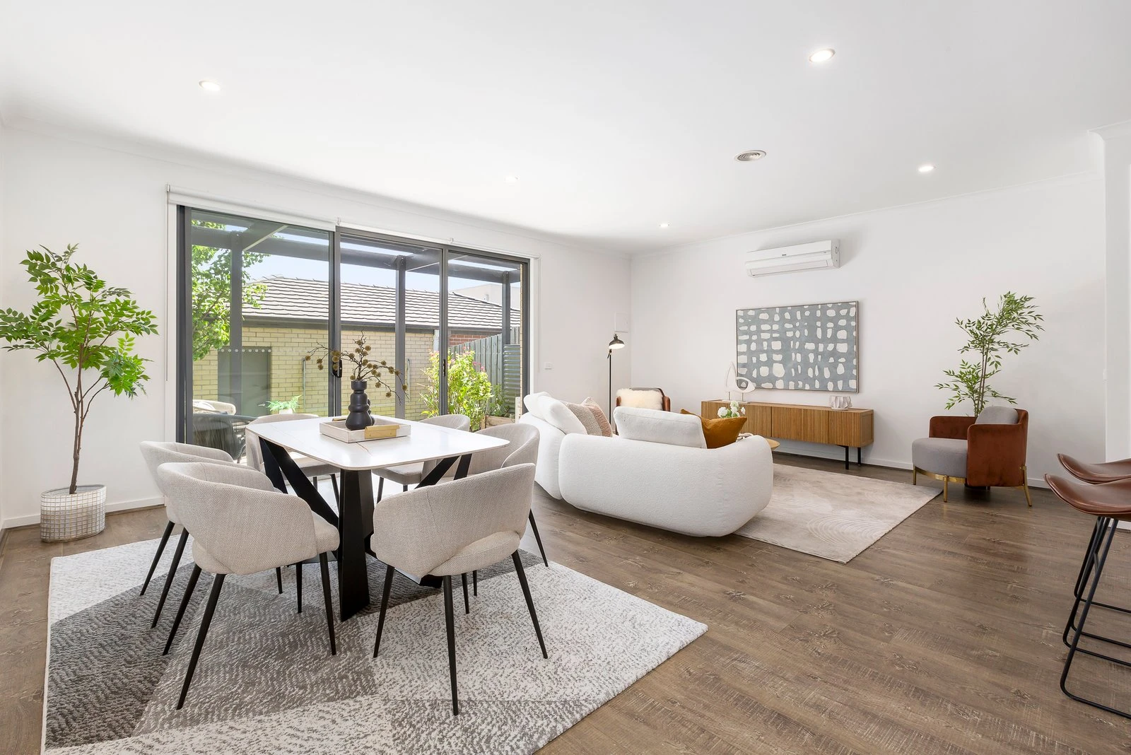 5 Weinberg Walk, Heidelberg Heights, 3081