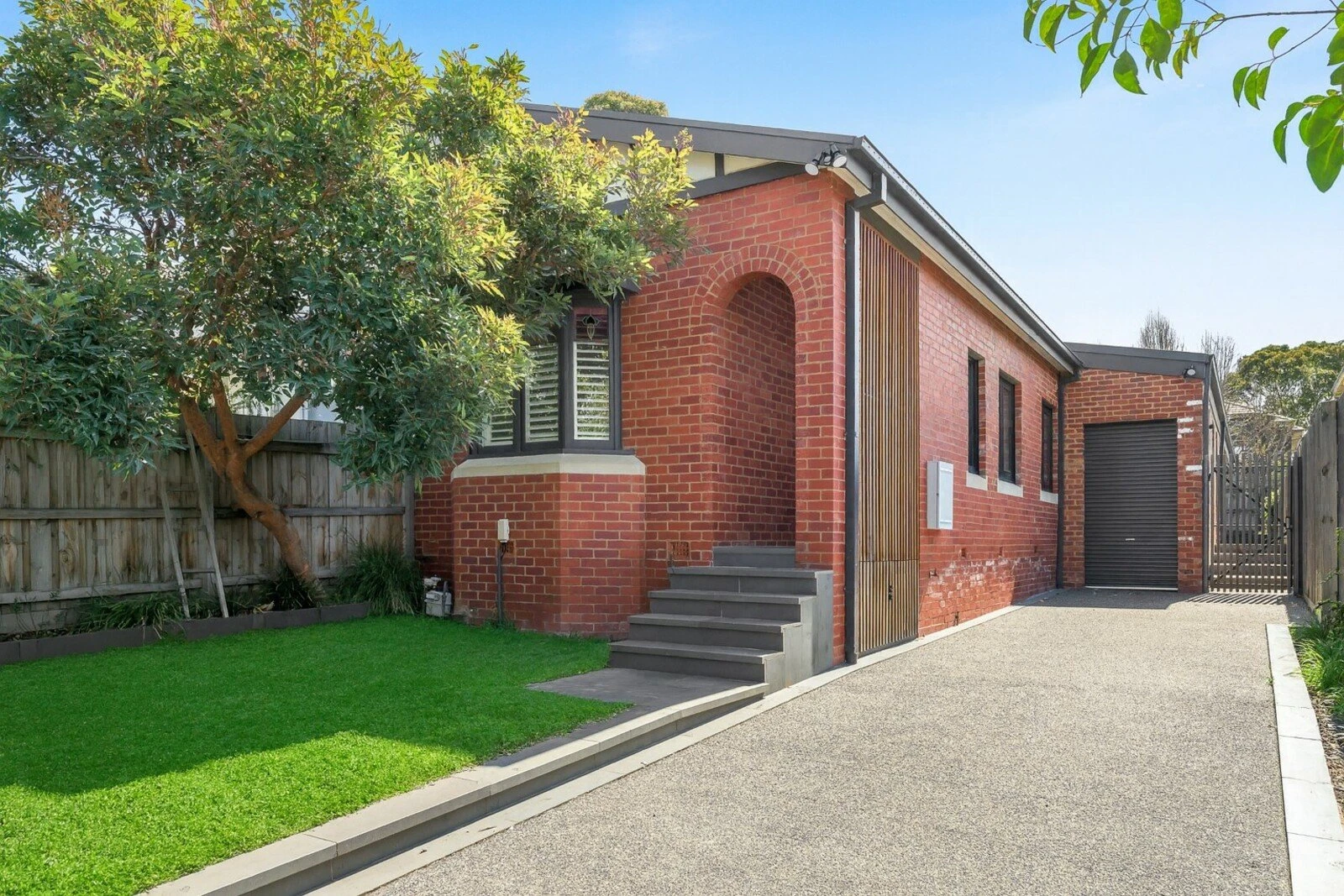 5 Young Street, Glen Iris, 3146