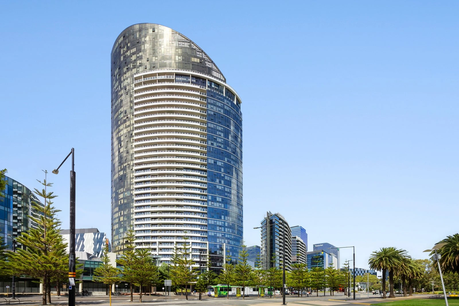 503/100 Harbour Esplanade, Docklands, 3008