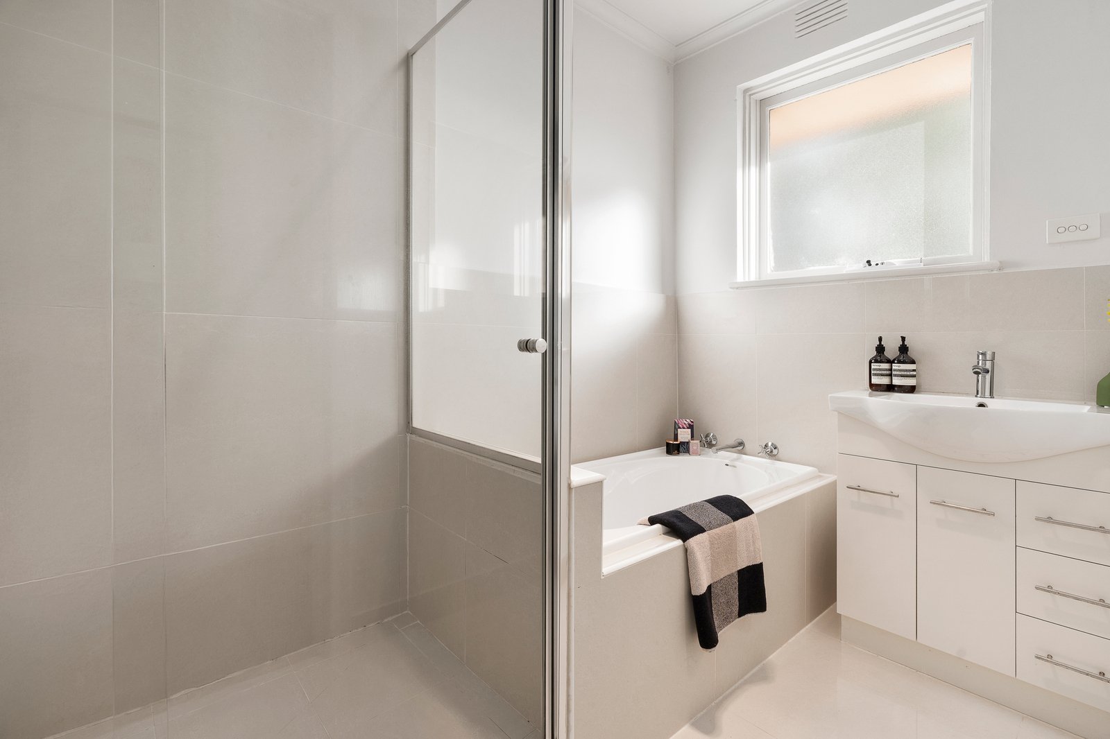 5/11 Vincent Street, Surrey Hills, 3127