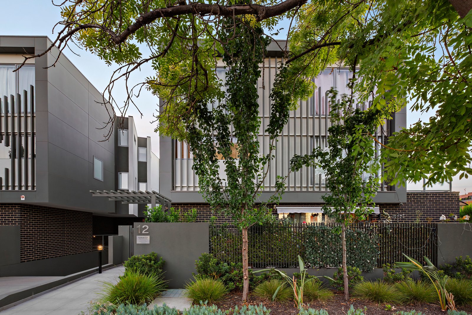 5/12 Barker Street, Cheltenham, 3192