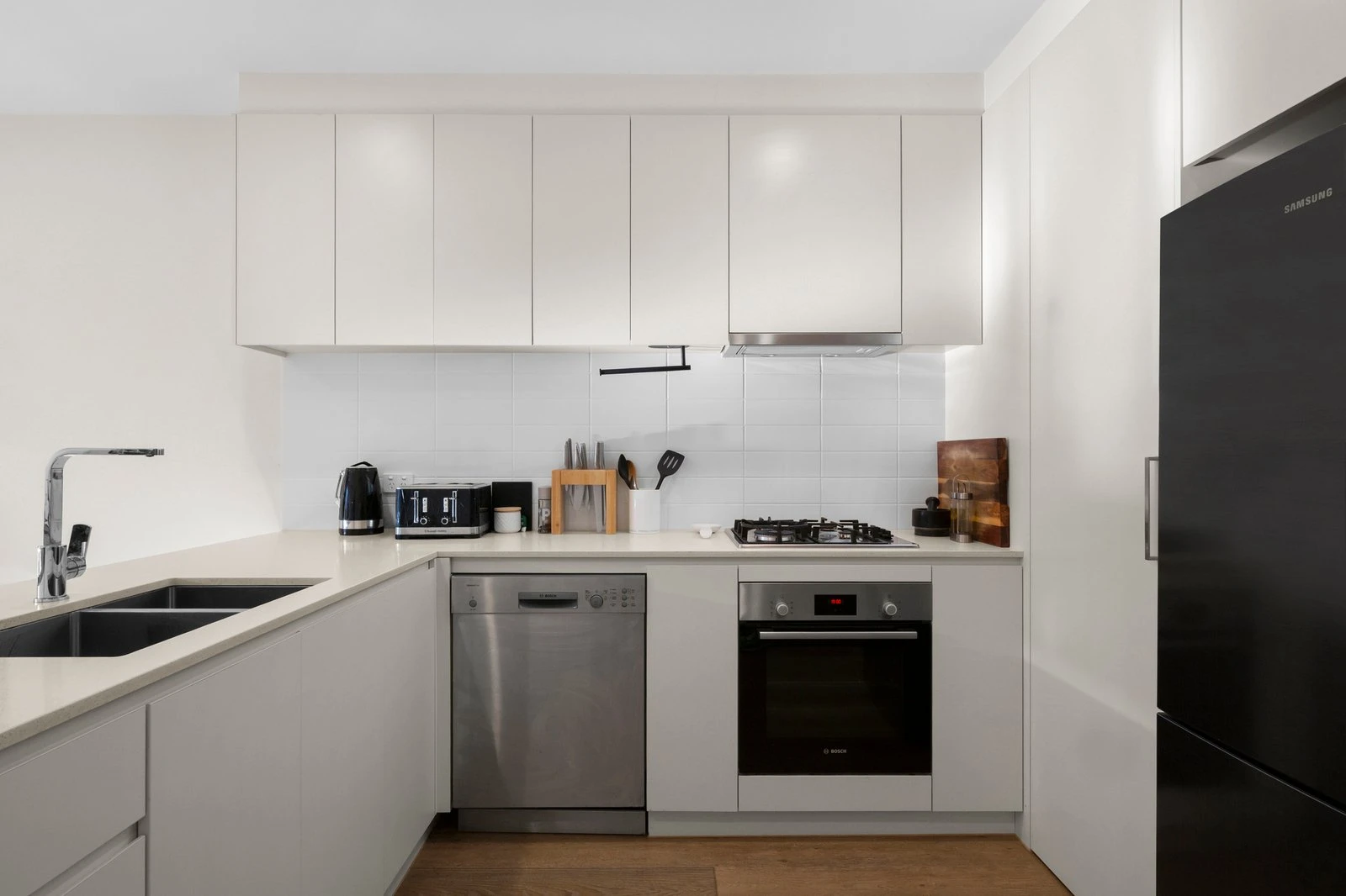 5/12 Barker Street, Cheltenham, 3192