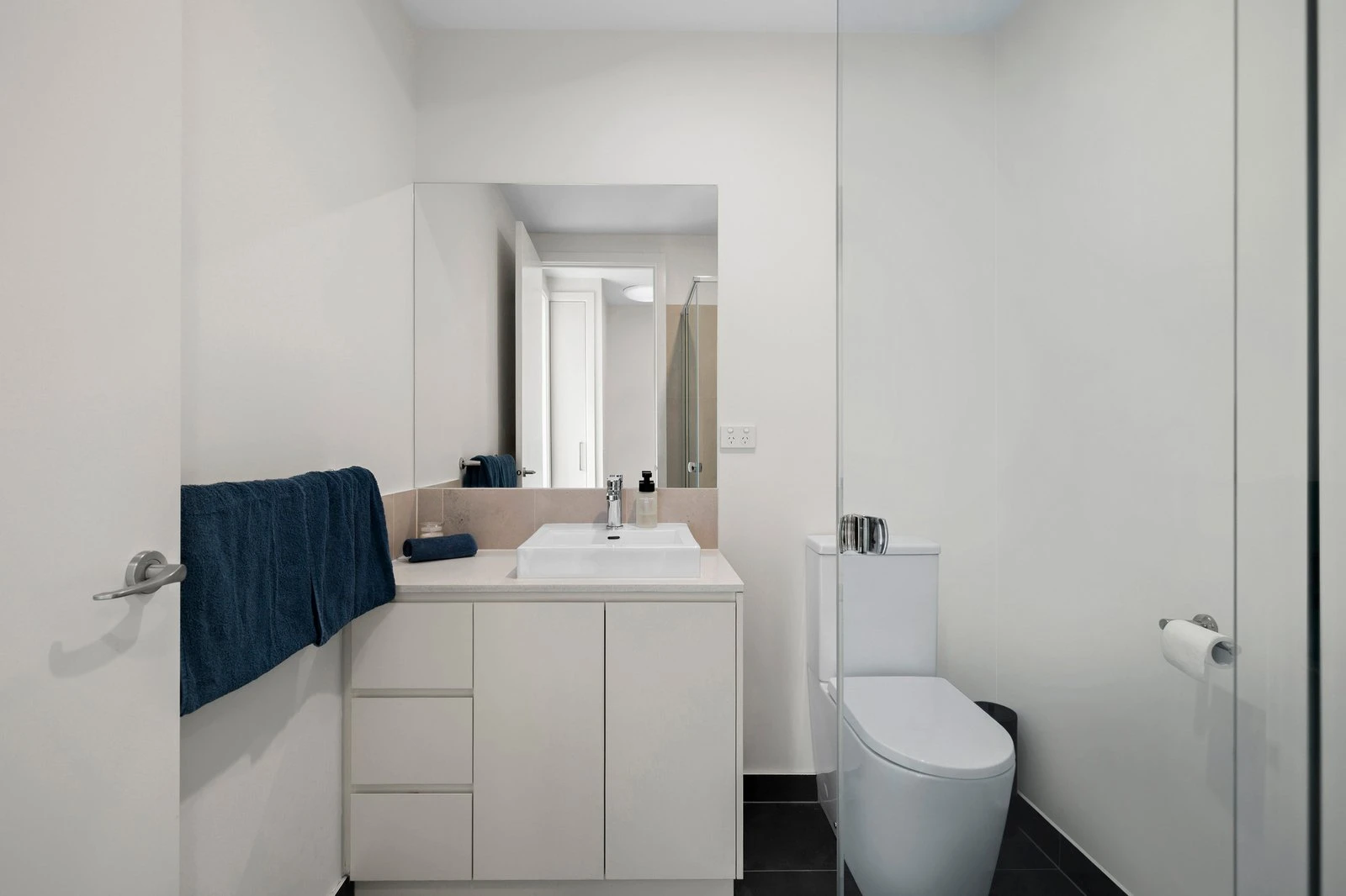 5/12 Barker Street, Cheltenham, 3192