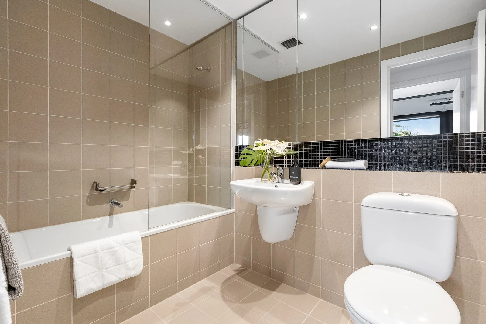 5/8 Wallen Road, Hawthorn, 3122