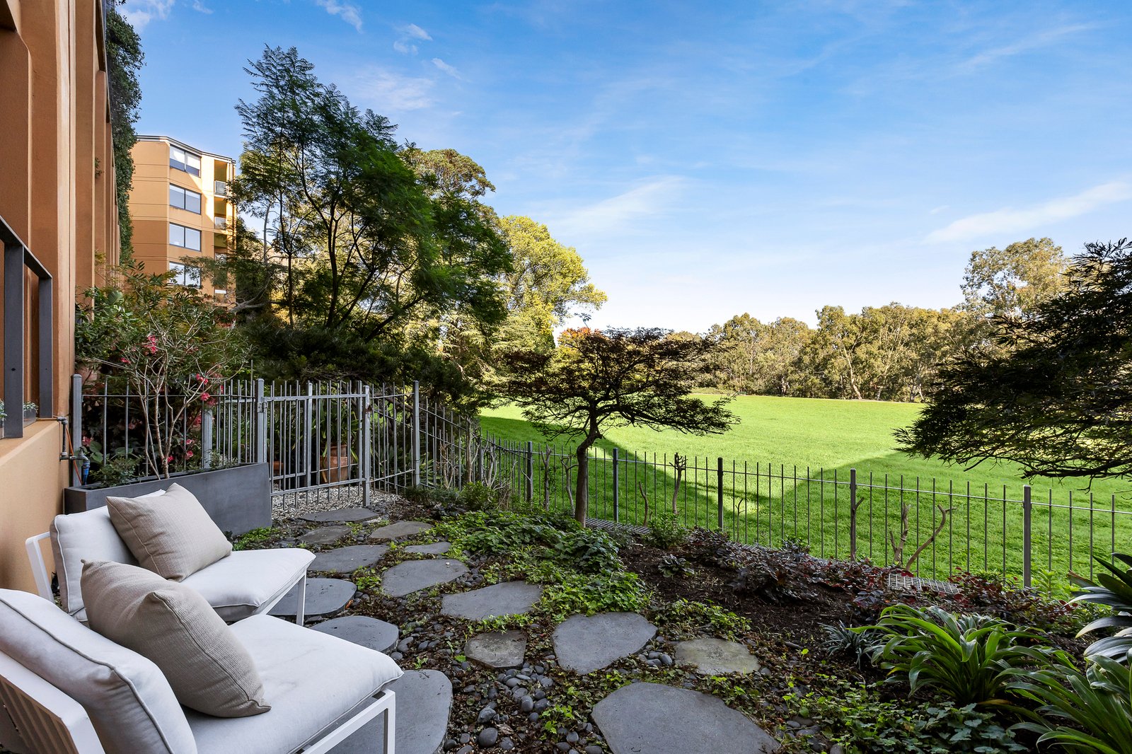 5/8 Wallen Road, Hawthorn, 3122