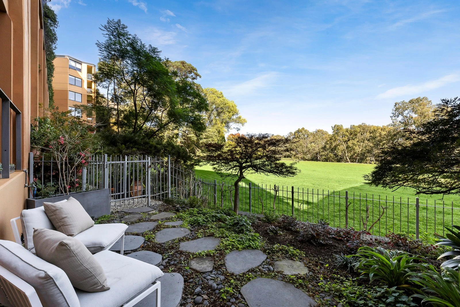 5/8 Wallen Road, Hawthorn, 3122