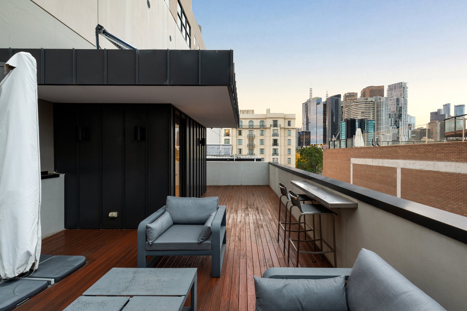 6 Jolimont Lane, East Melbourne, 3002