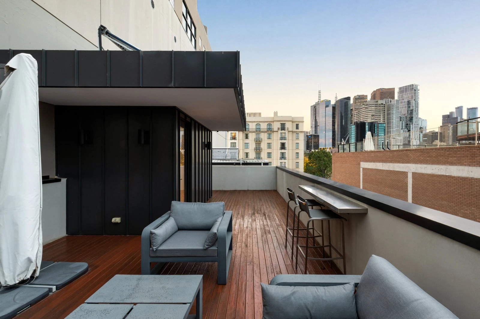 6 Jolimont Lane, East Melbourne, 3002