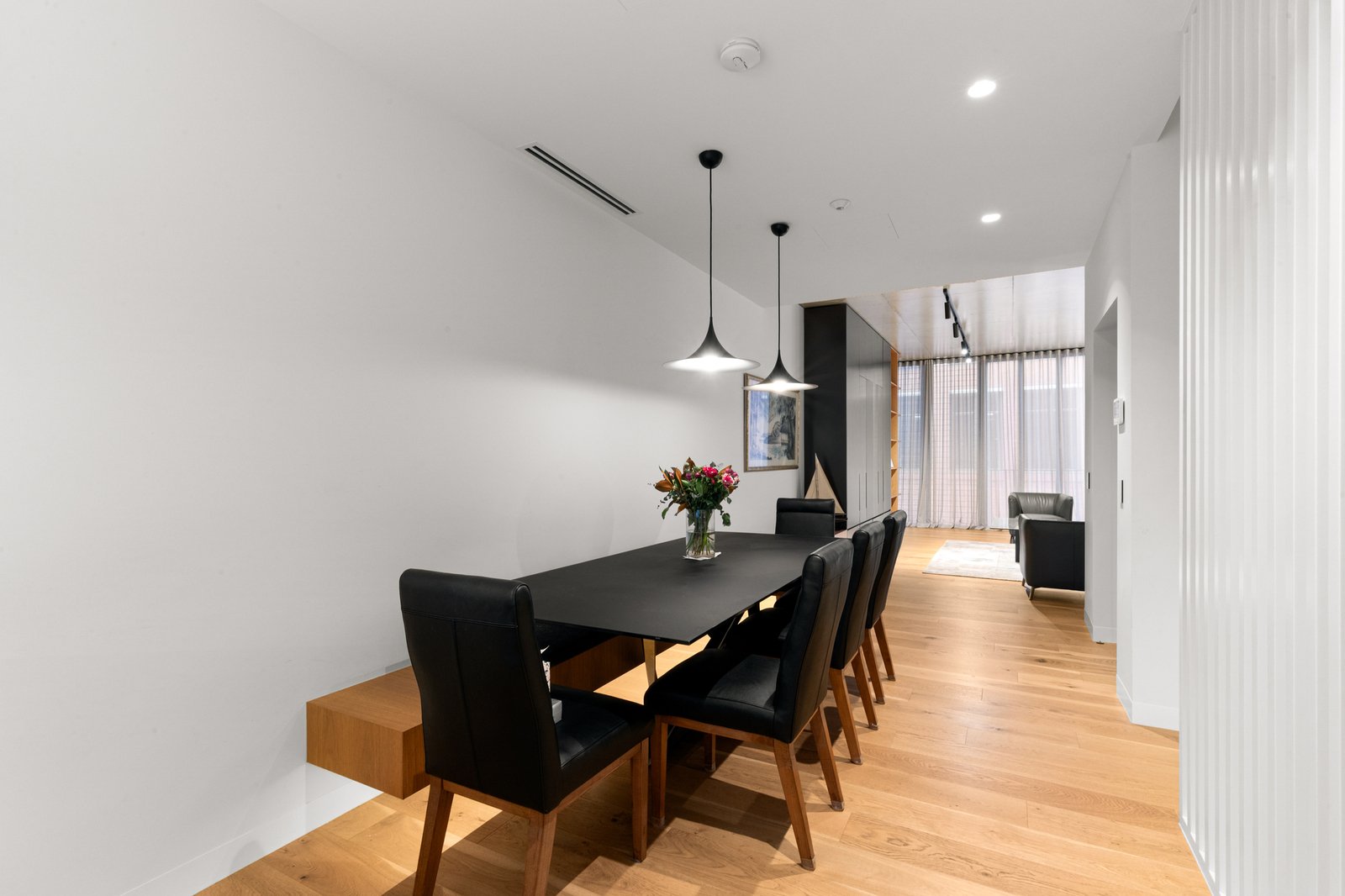 6 Jolimont Lane, East Melbourne, 3002