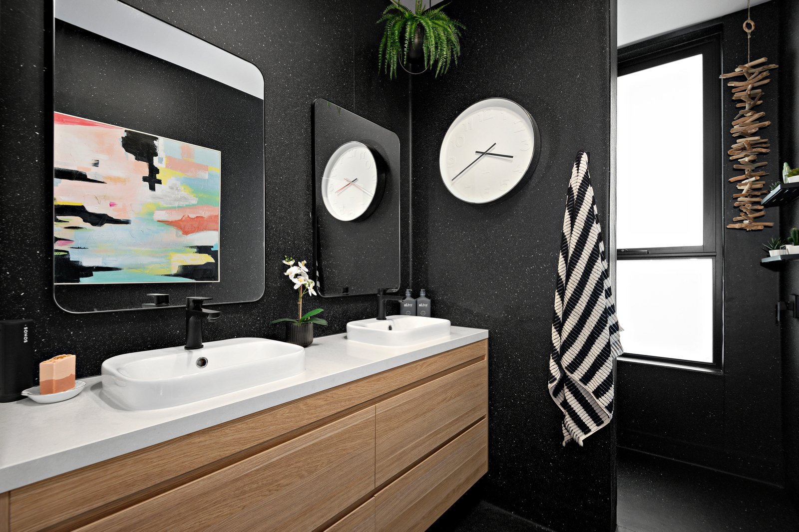 6 Rothesay Avenue, Mornington, 3931