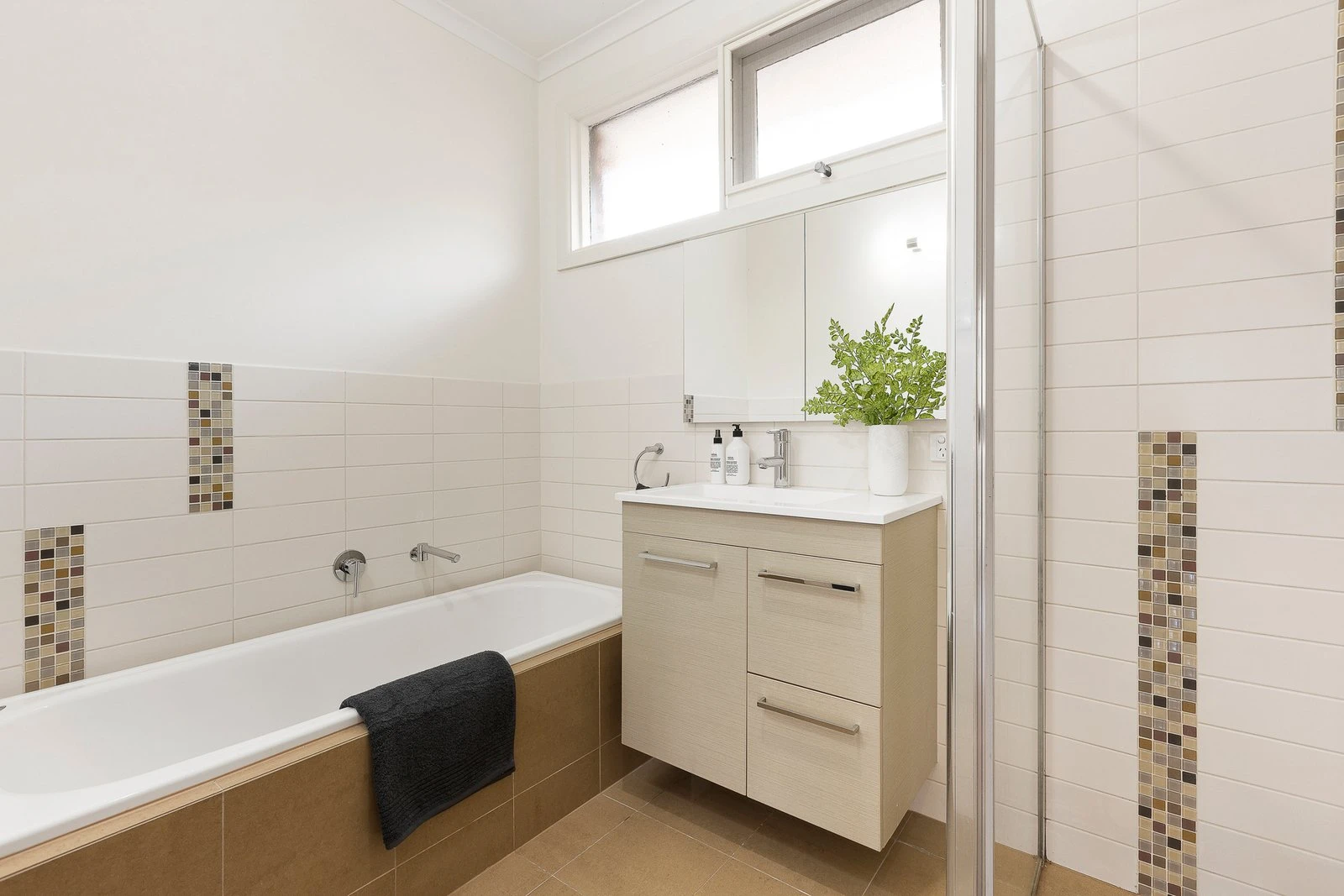 6/1 Tollington Avenue, Malvern East, 3145