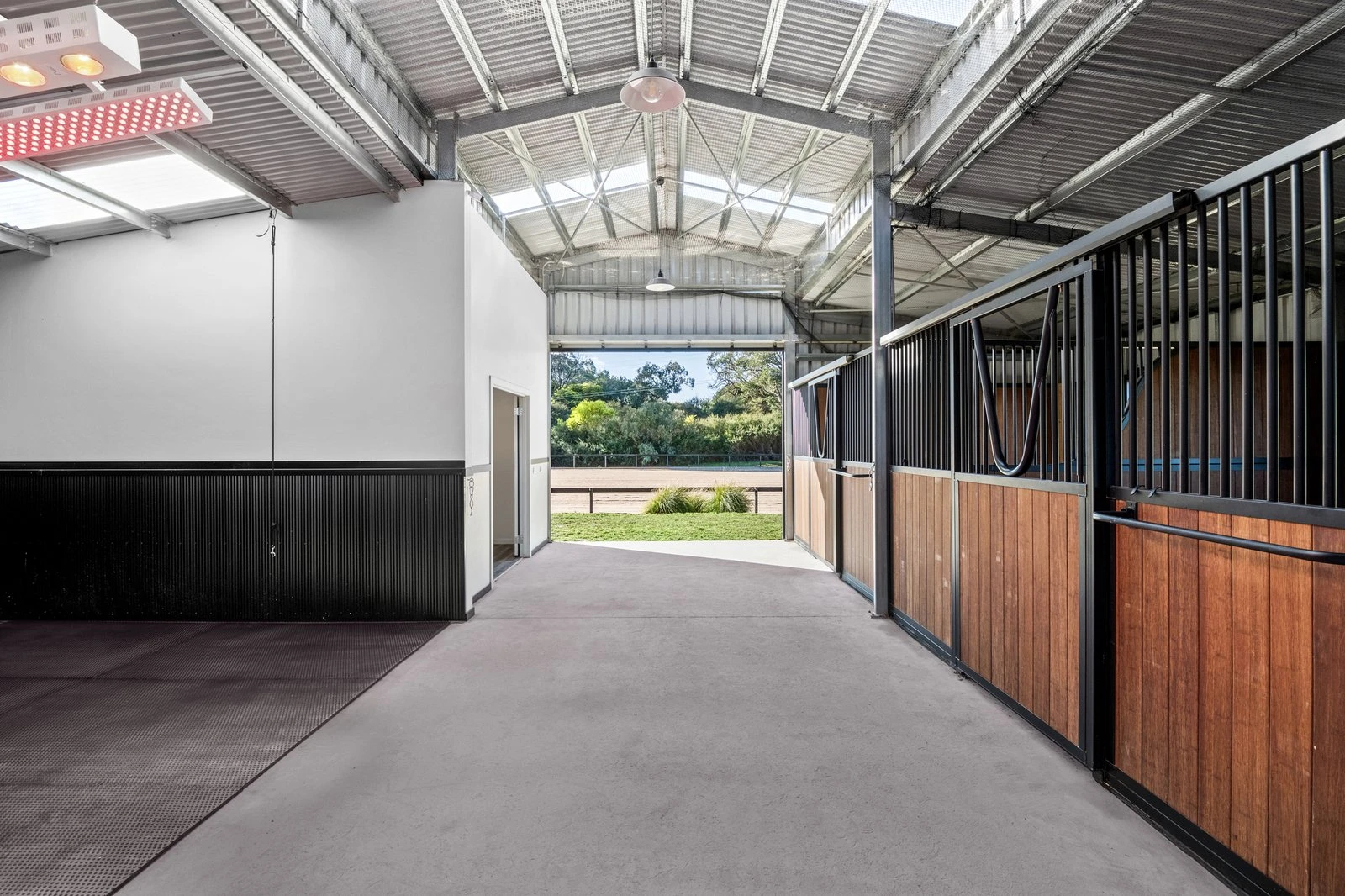 61 Waterfall Gully Road, Main Ridge, 3928