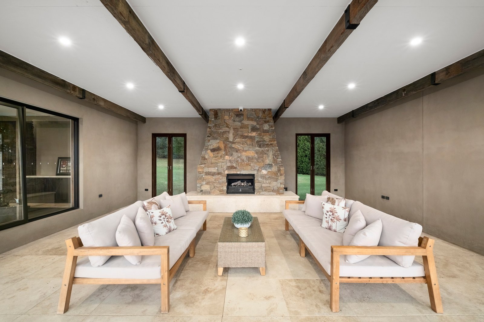 7-8 Mallaig Rise, Berwick, 3806