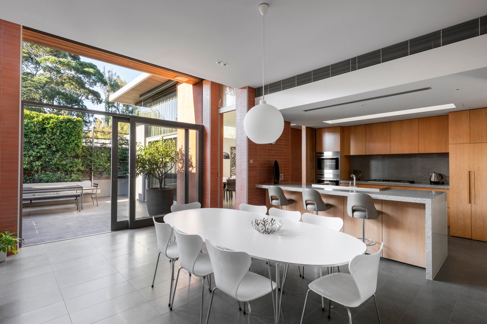 7 Blackfriars Close, Toorak, 3142