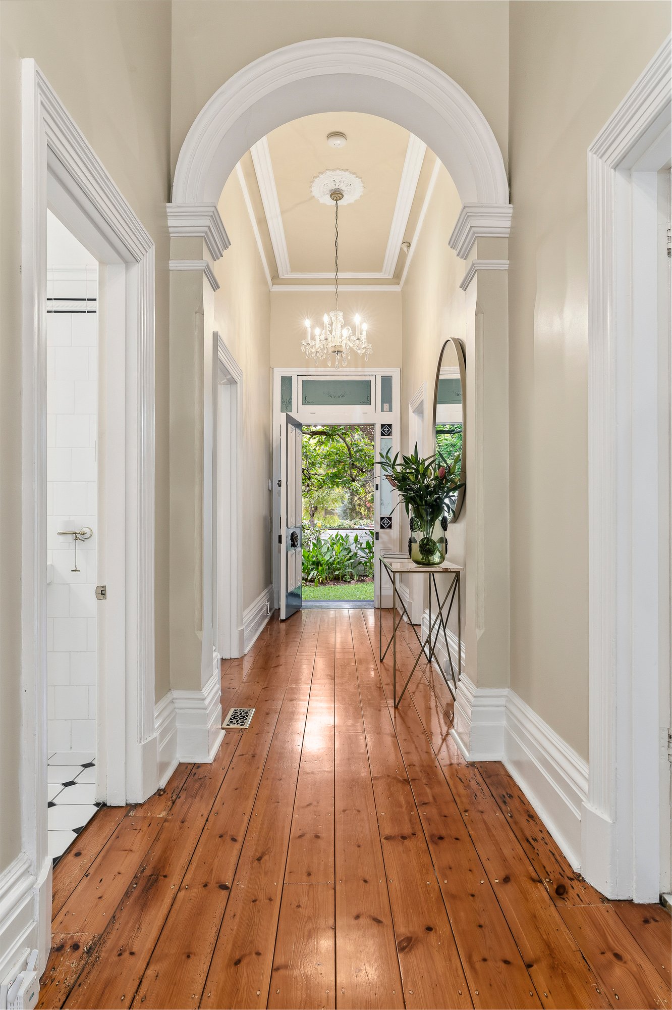 7 Hawksburn Road, South Yarra, 3141