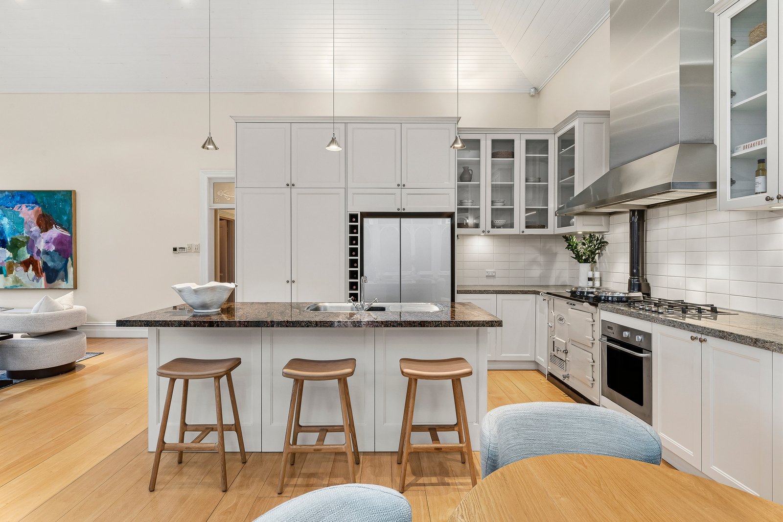 7 Hawksburn Road, South Yarra, 3141