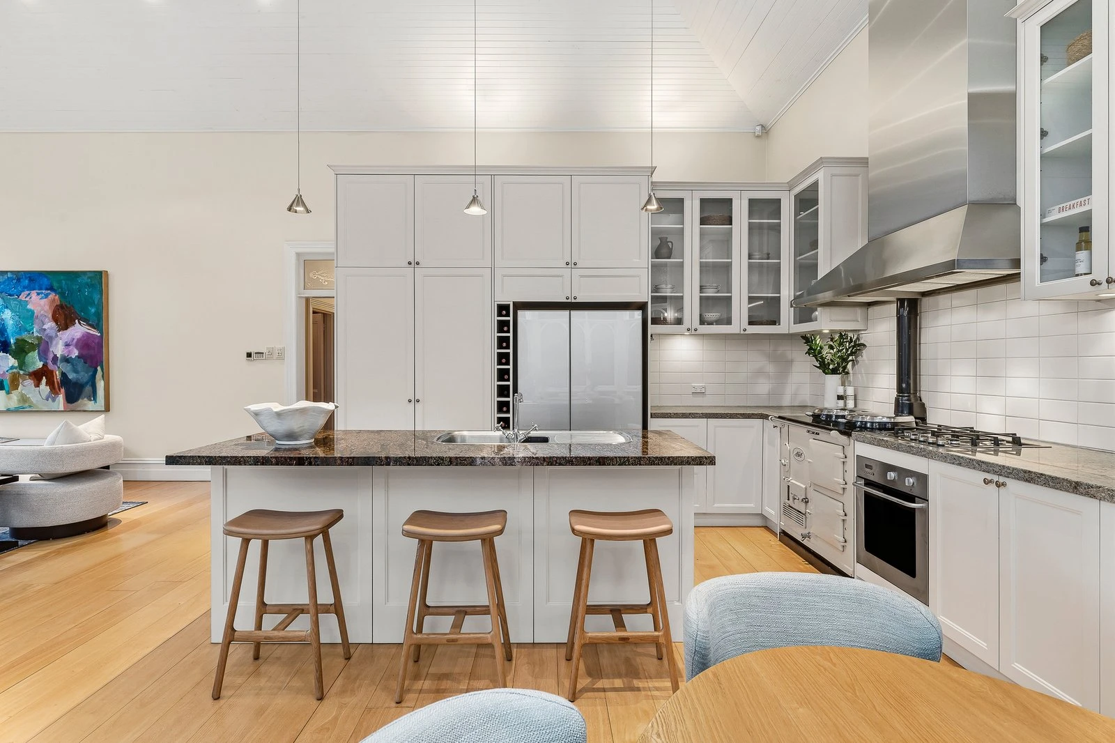 7 Hawksburn Road, South Yarra, 3141