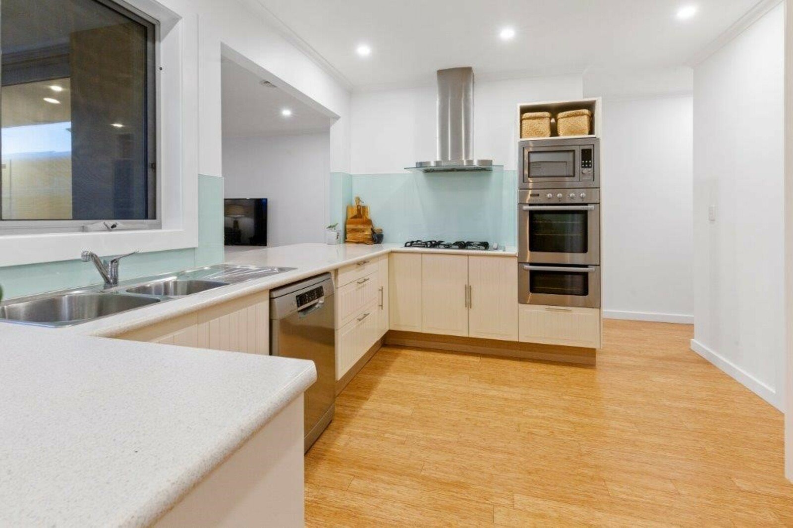 8 Greenlaw Crescent, Mount Martha, 3934