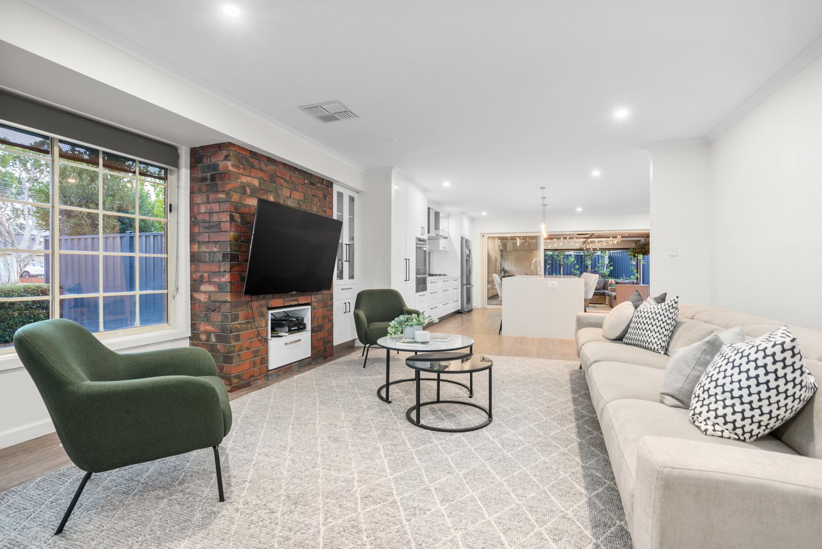 8 Hibiscus Avenue, Cheltenham, 3192