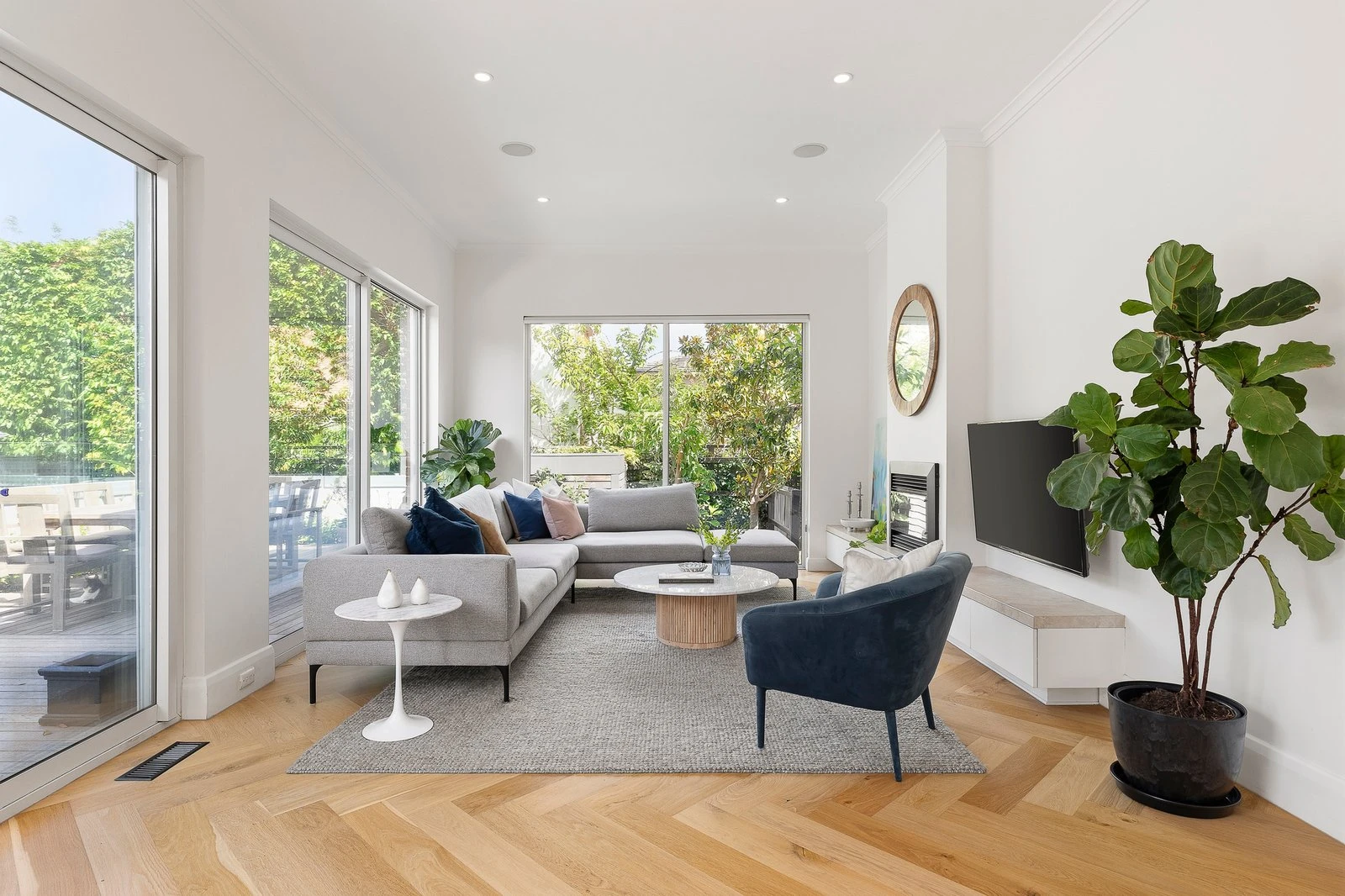 8 Peverill Street, Deepdene, 3103