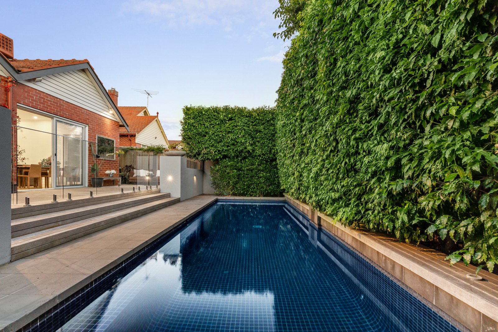 8 Peverill Street, Deepdene, 3103