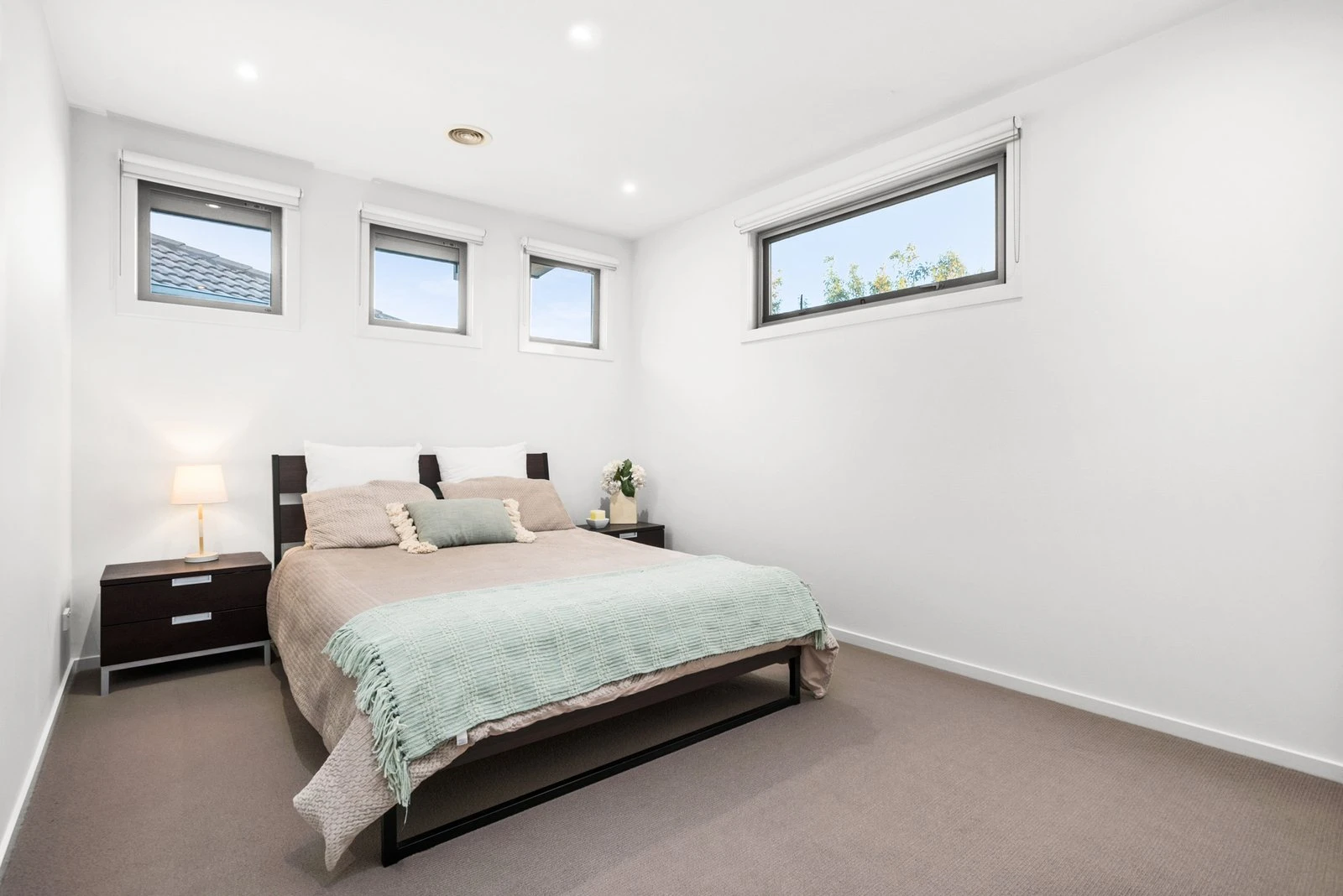 8 Princes Court, Parkdale, 3195