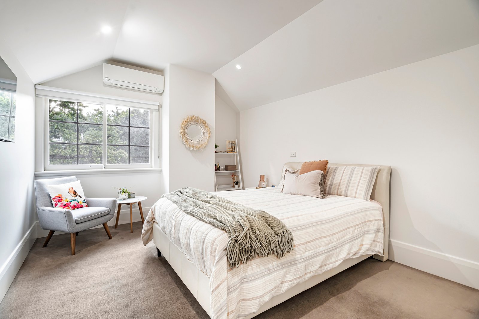 8 Winson Green Road, Canterbury, 3126