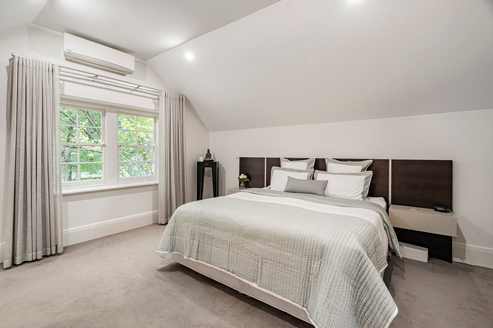 8 Winson Green Road, Canterbury, 3126