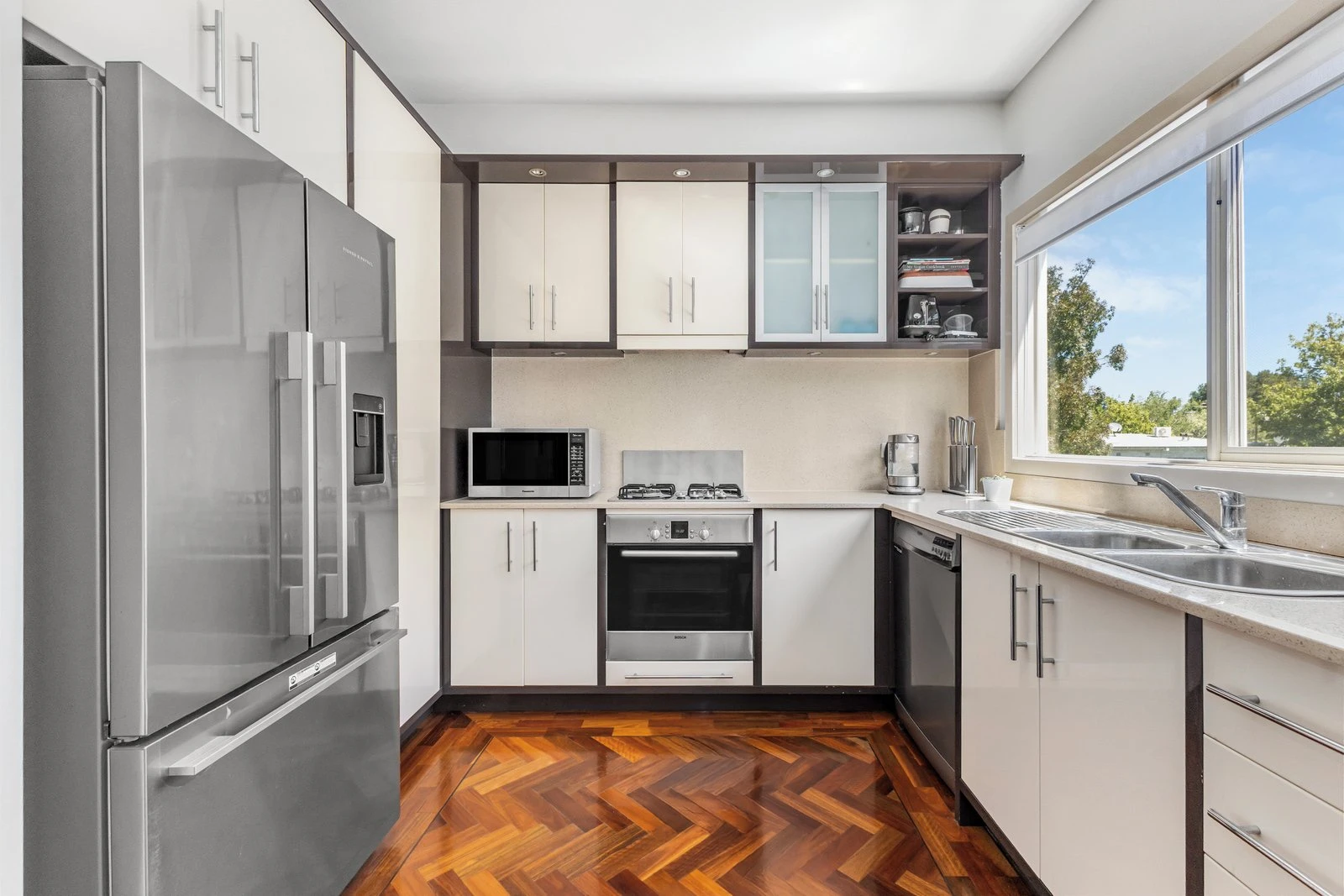 8/164 Barkers Road, Hawthorn, 3122