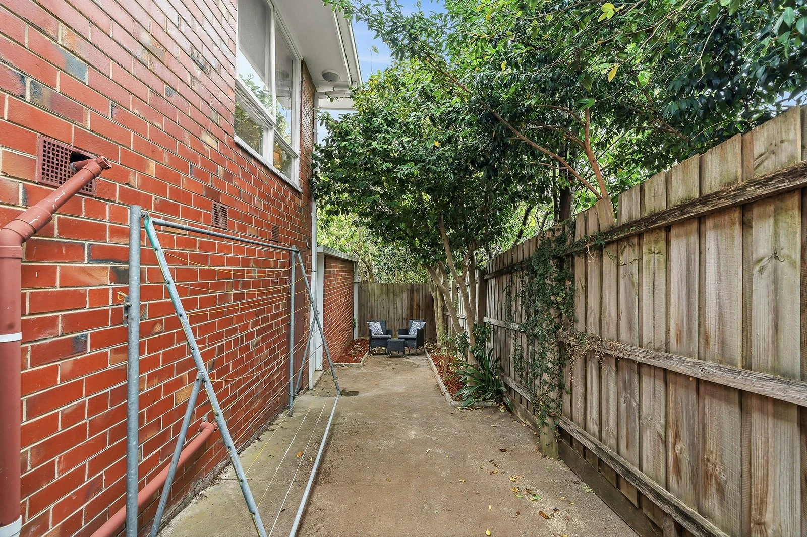 8/17 Kingsley Crescent, Mont Albert, 3127