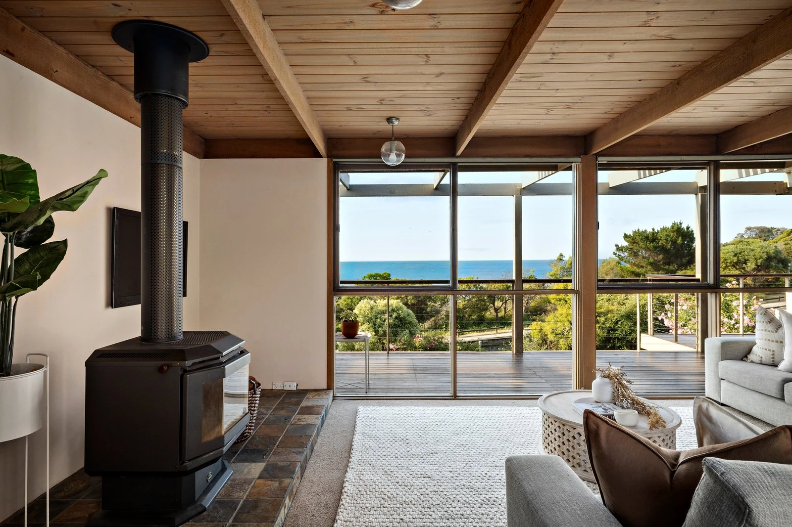 829 Esplanade, Mornington, 3931