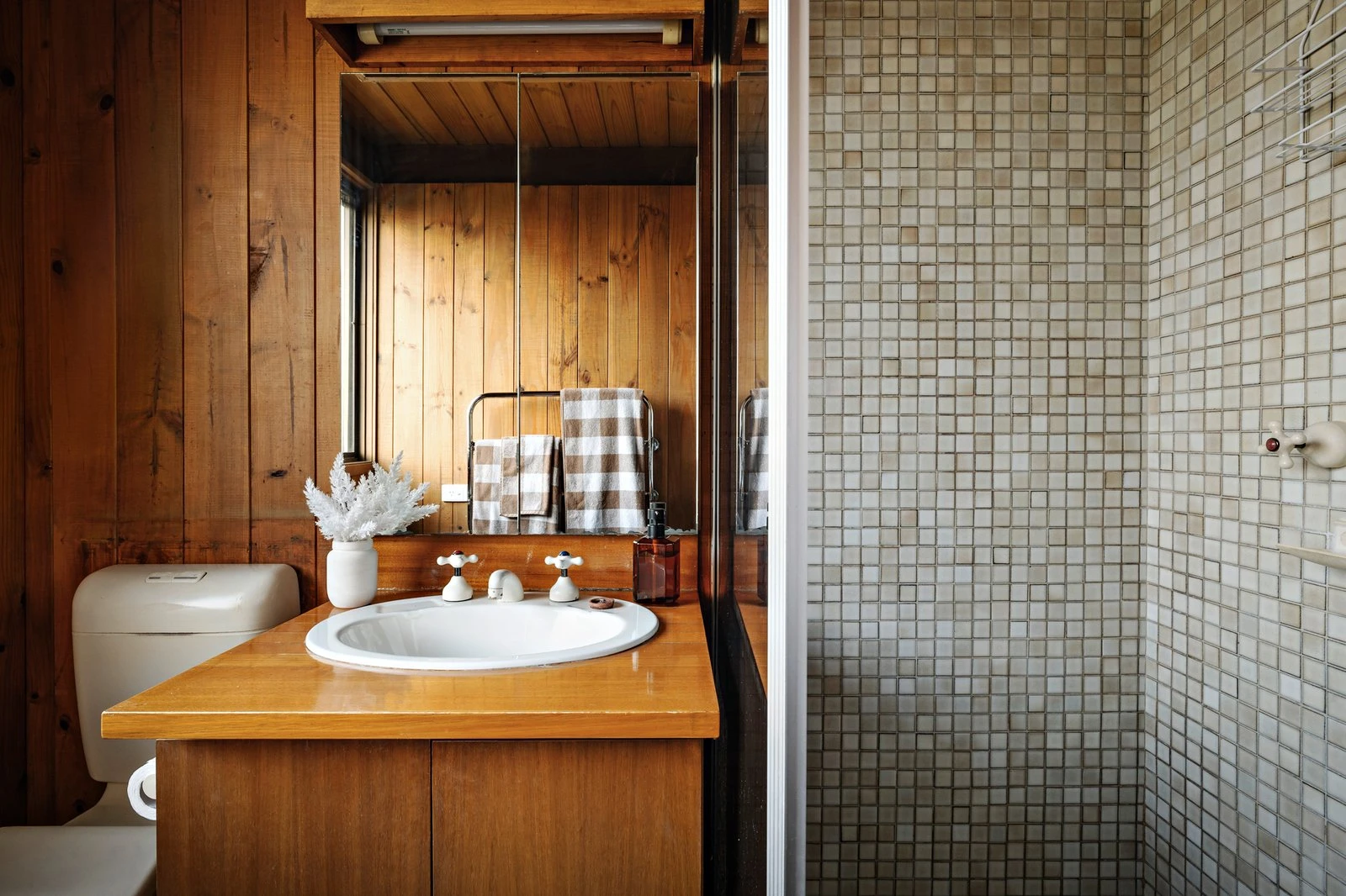 829 Esplanade, Mornington, 3931