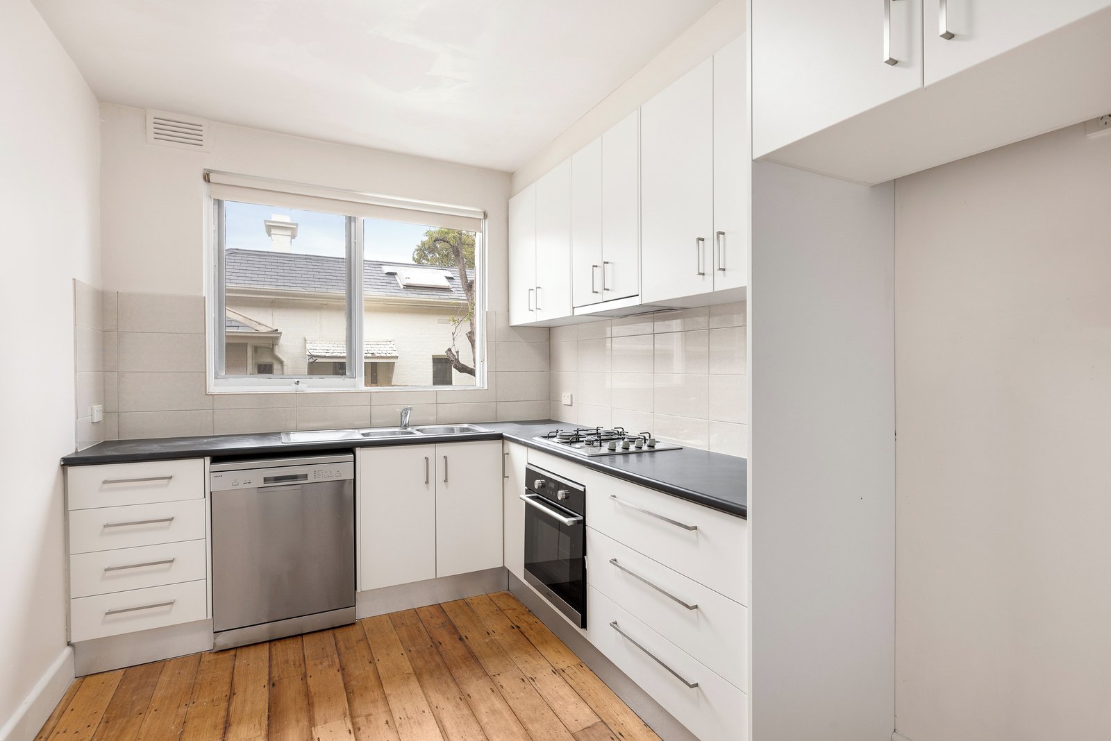 8/492 Glenferrie Road, Hawthorn, 3122