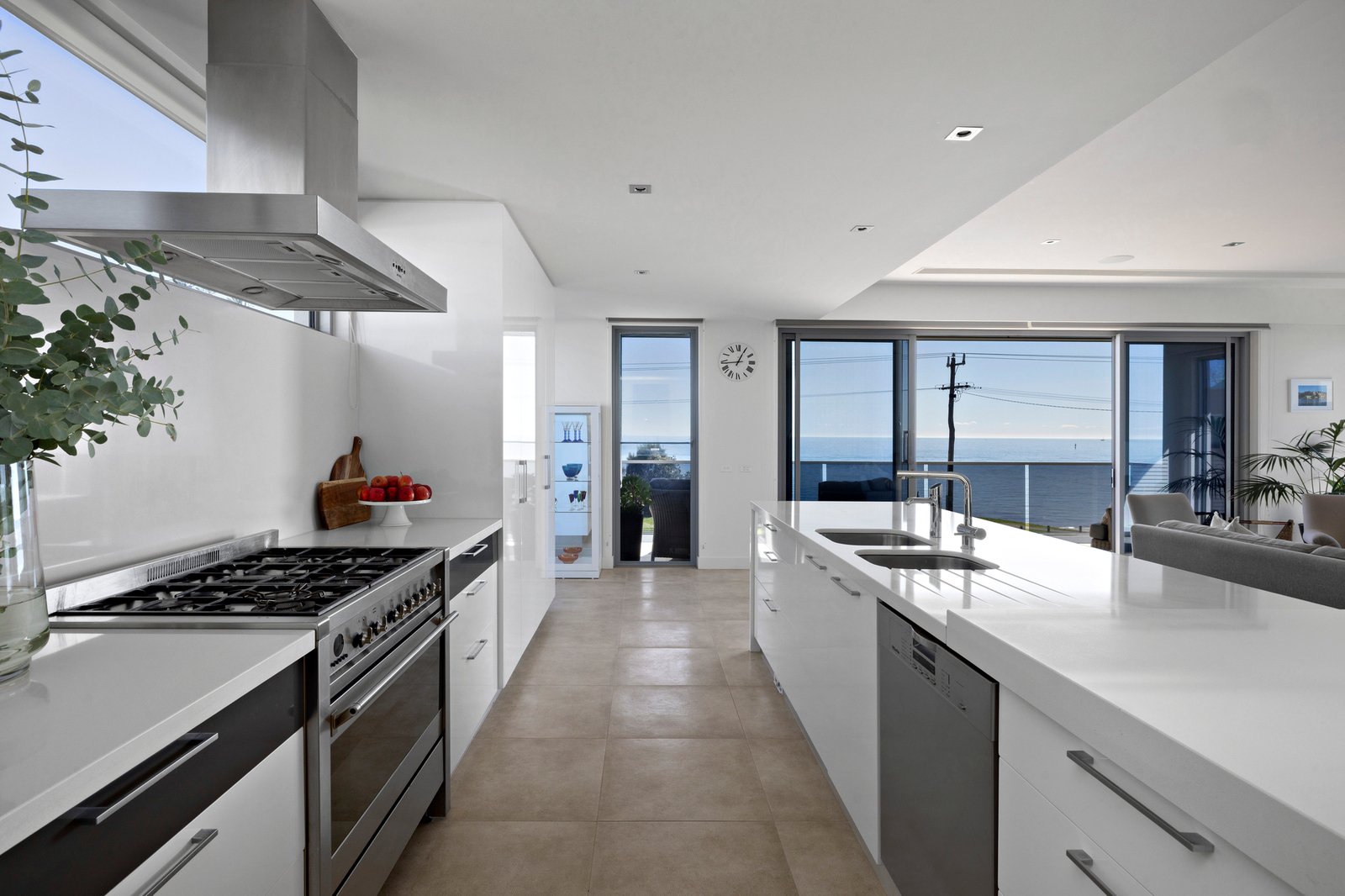 86 Marine Drive, Safety Beach, 3936