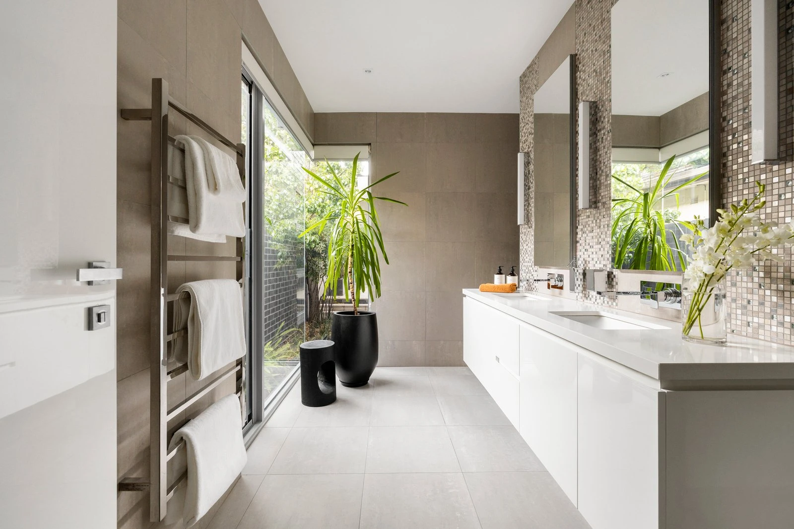 9 Dent Street, Glen Iris, 3146