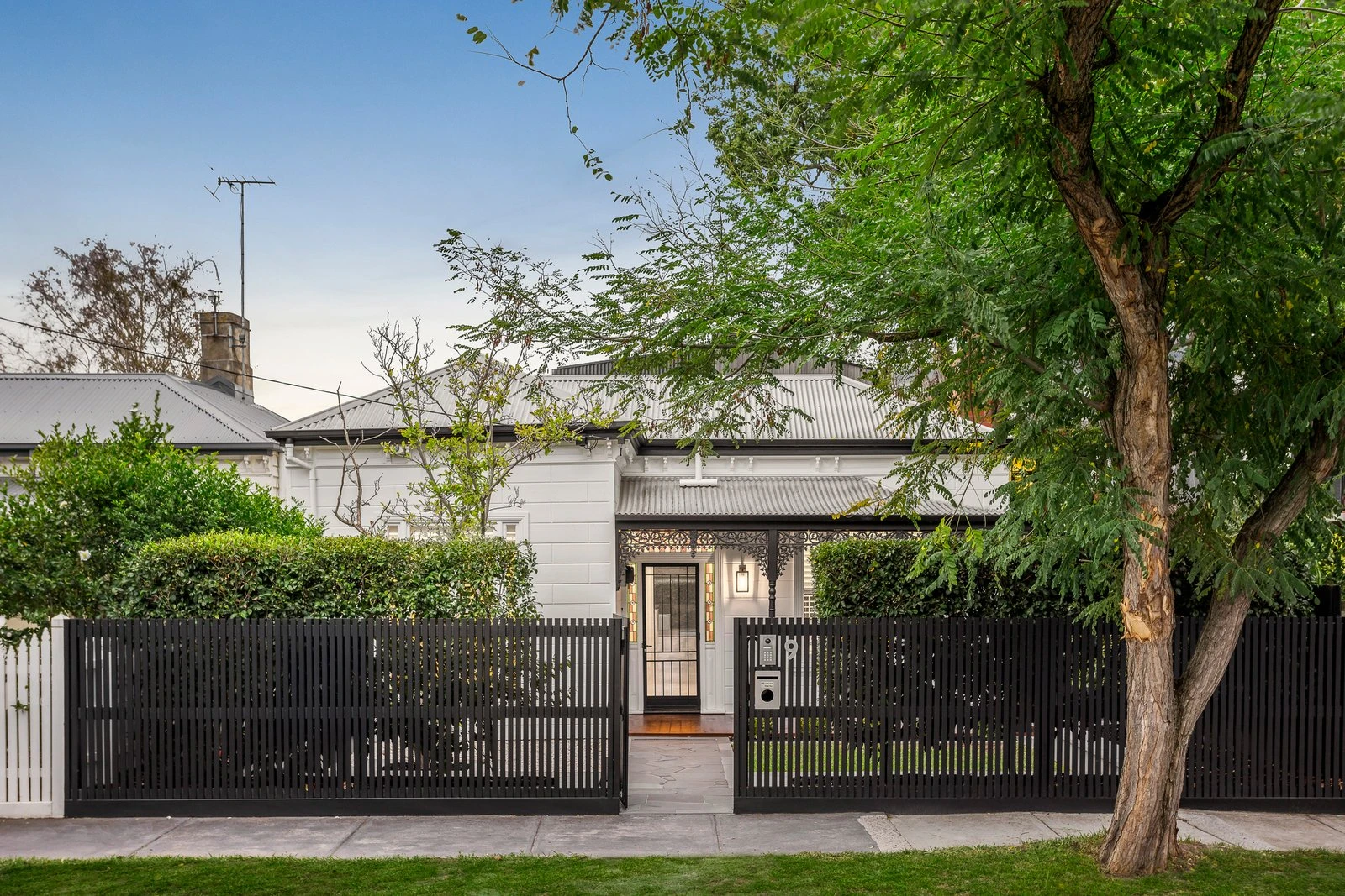 9 Harts Parade, Hawthorn East, 3123