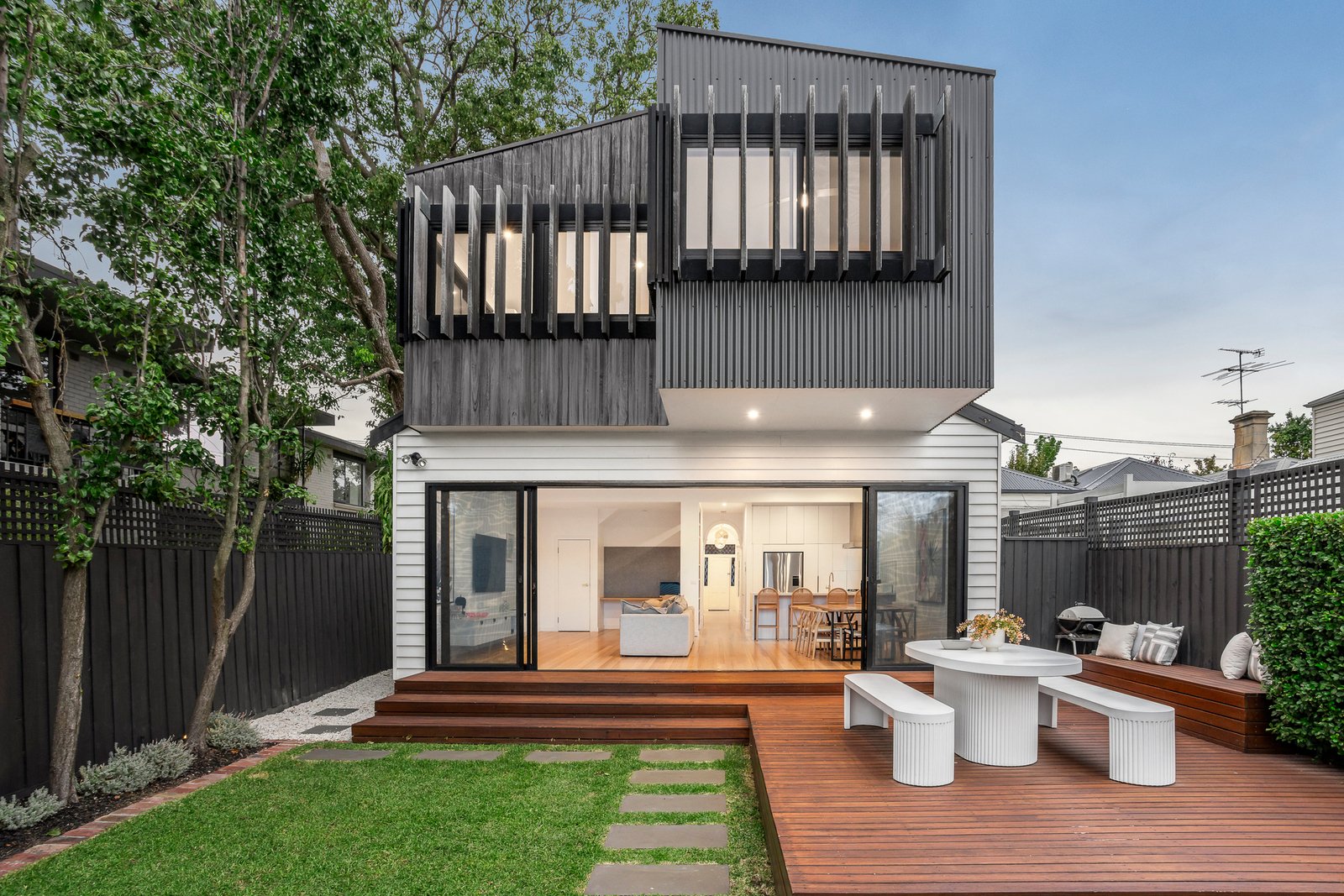 9 Harts Parade, Hawthorn East, 3123