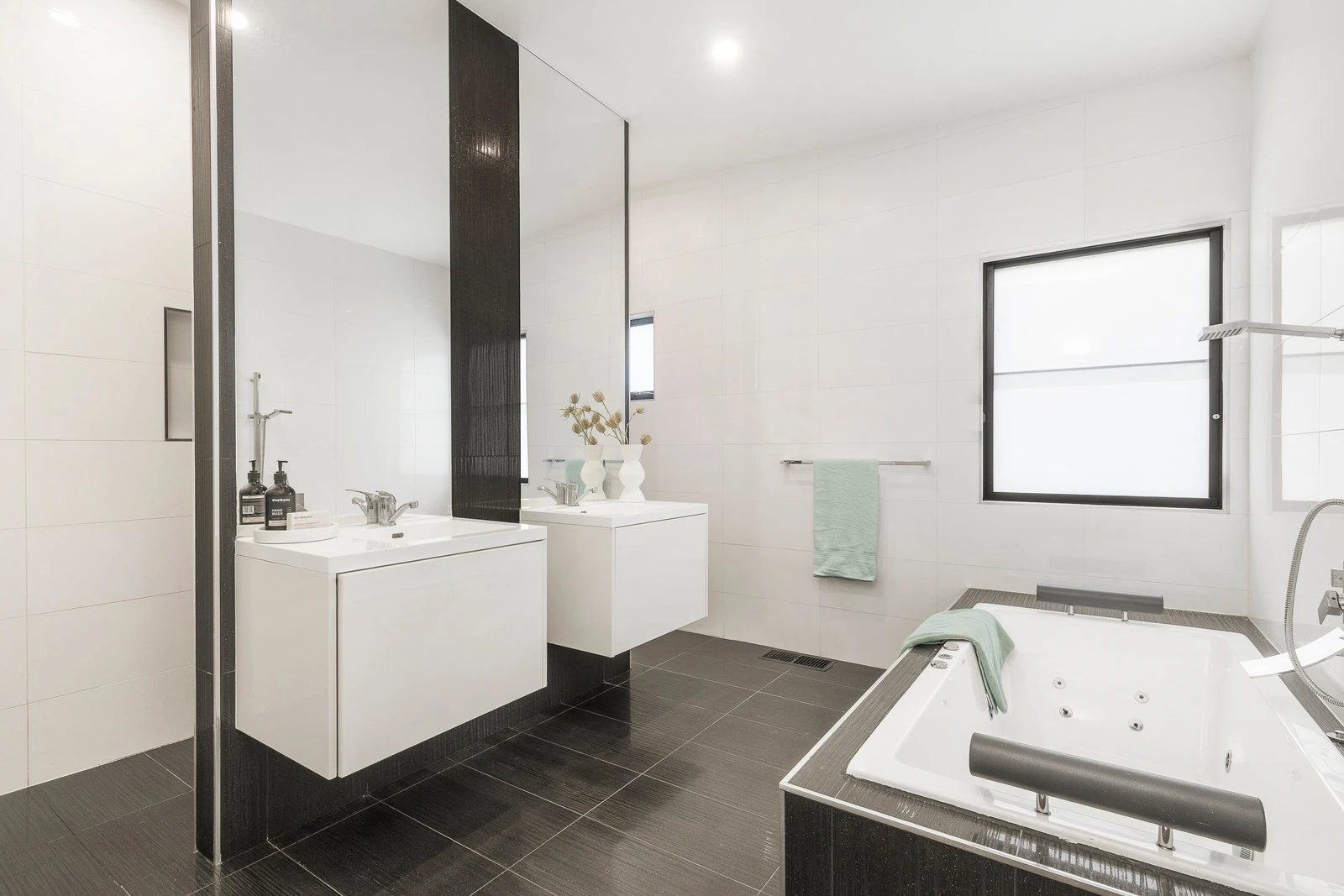 9 Kendari Avenue, Balwyn North, 3104