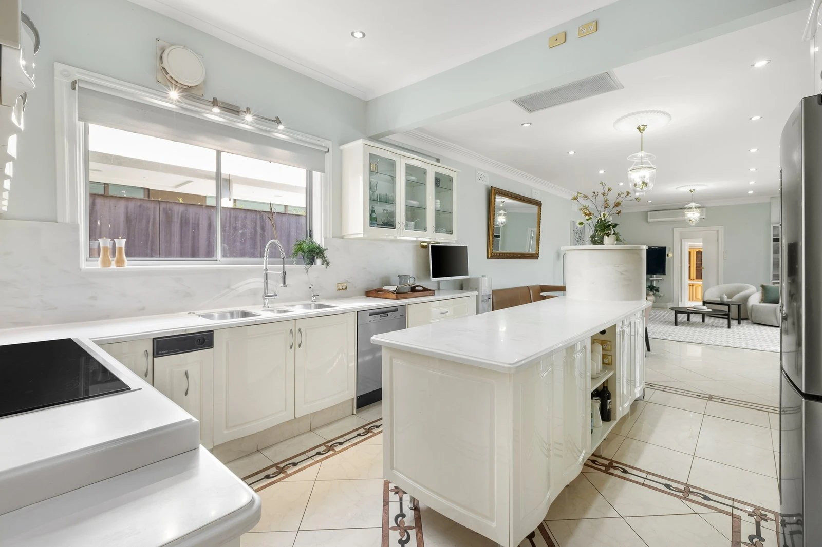 9 Thomas Street, Kew, 3101