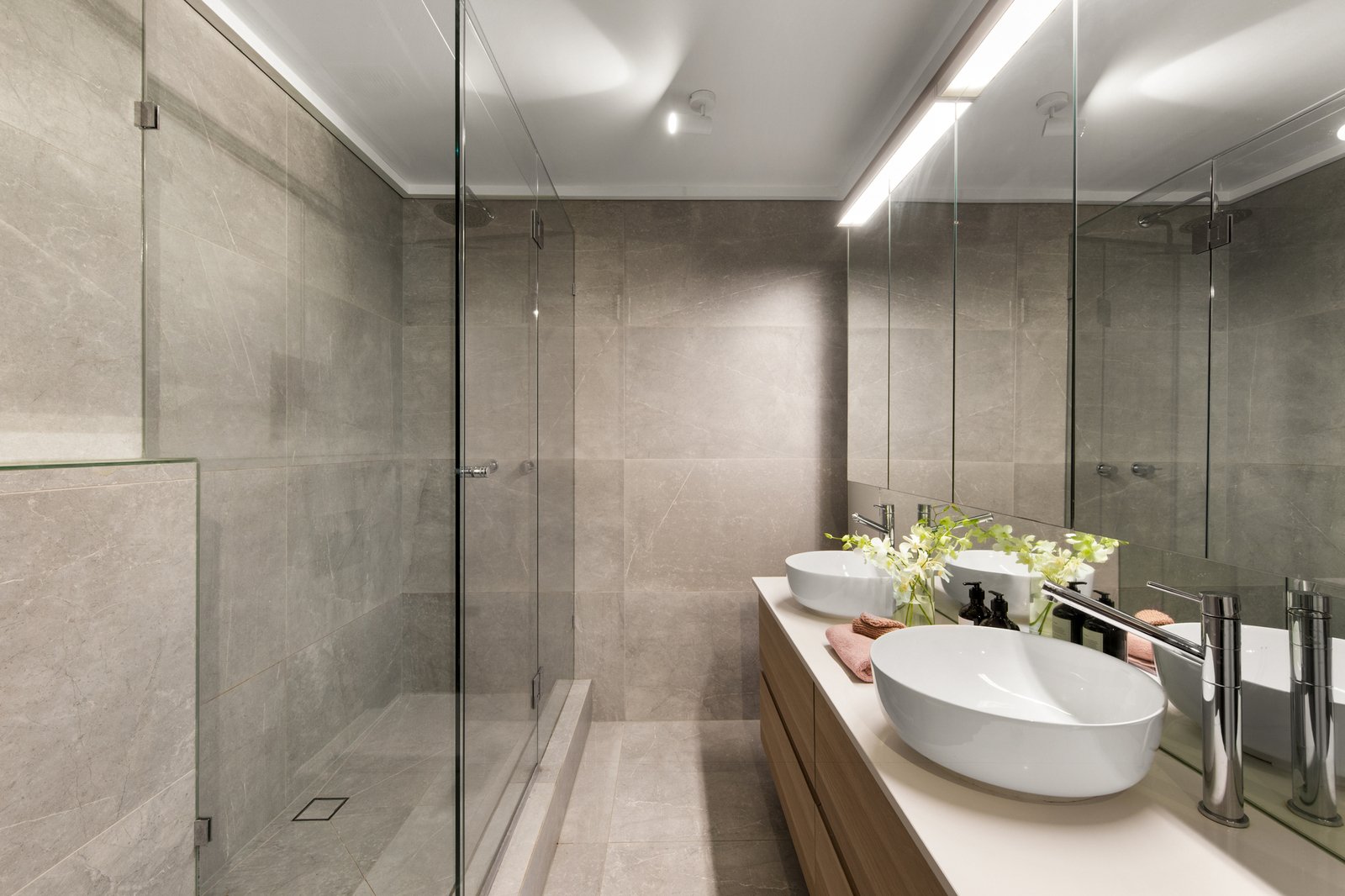 93A Eastern Road, South Melbourne, 3205