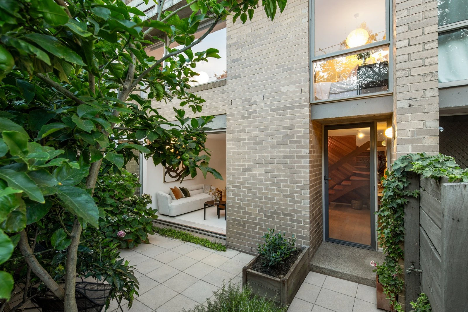 93A Eastern Road, South Melbourne, 3205