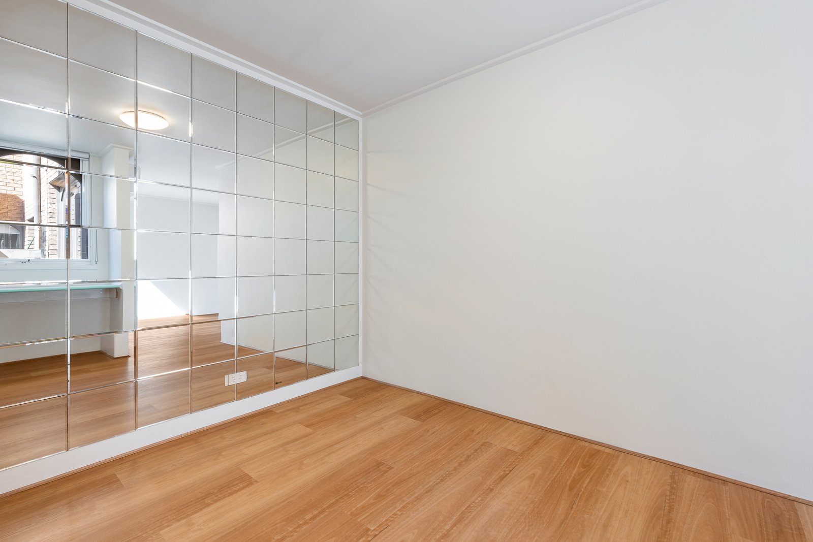 9/122-126 Milton Parade, Glen Iris, 3146